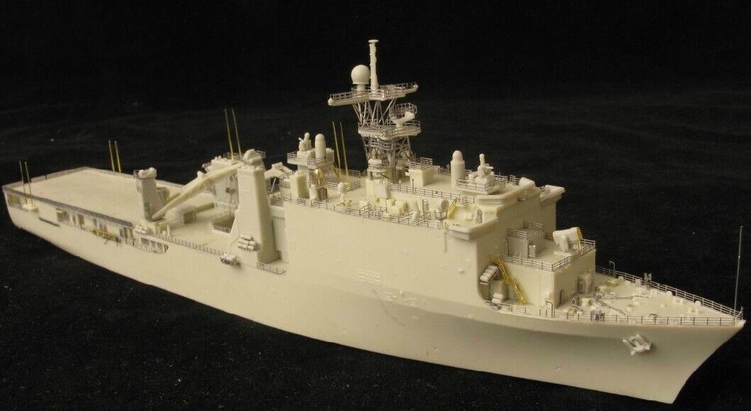 Orange hobby N07-090 1/700 sca - Model Kit Uss Iowa ulasan dan harga