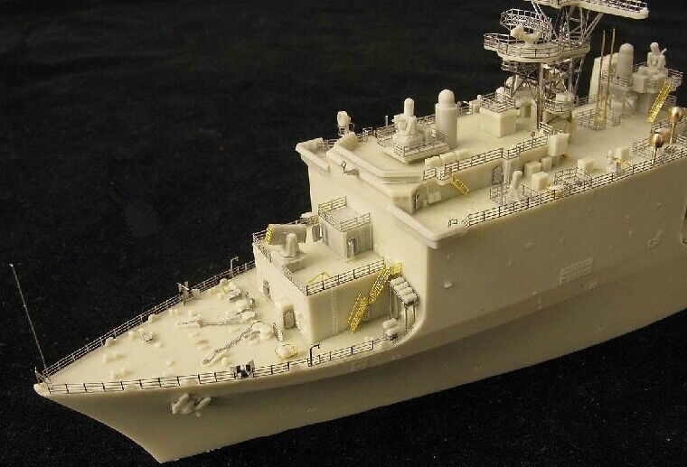 Orange hobby N07-090 1/700 sca - Model Kit Uss Iowa ulasan dan harga